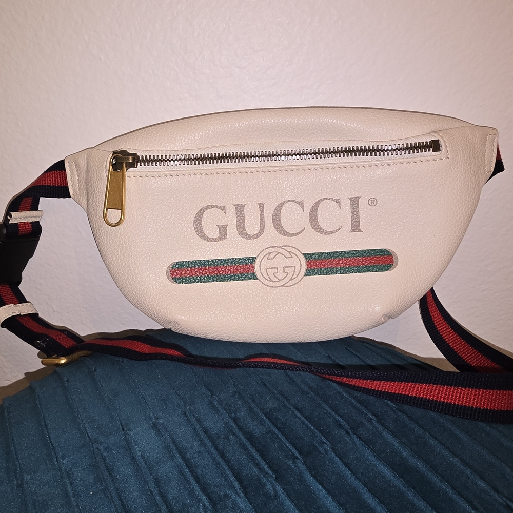 Gucci Cream Belt Bag